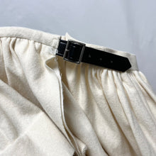 Load image into Gallery viewer, COMME des GARCONS コムデギャルソン 21AW サイドベルトウールレイヤードフリルスカート GH-S015 13905