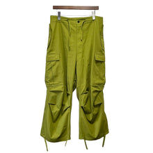 Lade das Bild in den Galerie-Viewer, cale カル 22AW コットンギャバジンワイドカーゴパンツ C223F05P01