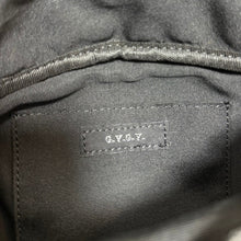 Lade das Bild in den Galerie-Viewer, G.V.G.V. ジーヴィージーヴィー FAUX FUR BUM BAG フェイクファーボディバッグ ウエストポーチ GV1835003 14192