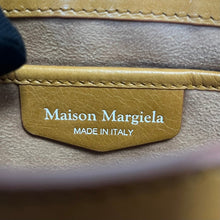 Lade das Bild in den Galerie-Viewer, Maison Margiela メゾンマルジェラ 20AW 5ACレザーショルダーバッグ ポシェット S56WF0151