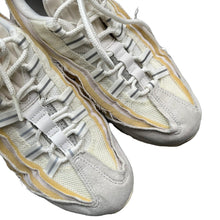 Load image into Gallery viewer, NIKE×COMME des GARONS HOMME PLUS ナイキ コムデギャルソンオムプリュス AIR MAX 95 CDG 20SS カットオフローカットスニーカー CU8406-100
