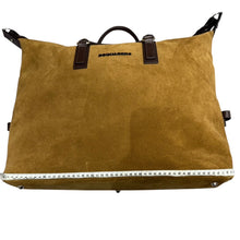 Lade das Bild in den Galerie-Viewer, Dsquared2 ディースクエアード Bob Duffle Bag スウェードレザーボストンバッグ ダッフルバッグ ブラウン 14739