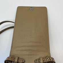 Lade das Bild in den Galerie-Viewer, FOXEY フォクシー VICTORIA クロコ型押し2WAYショルダーバッグ MADE IN ITALY イタリア製 ブラウン 3508