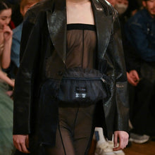 이미지를 갤러리 뷰어에 로드 , Chika Kisada×EASTPAK チカキサダ イーストパック SPRINGER チュールボディバッグ ウエストバッグ ブラック 14195