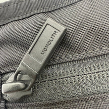 Load image into Gallery viewer, MONOLITH モノリス NECK POUCH STANDARD S ネックポーチ ショルダーバッグ サコッシュ 13913
