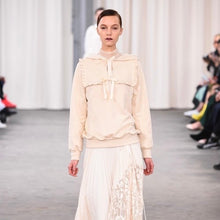 画像をギャラリービューアに読み込む, VERONIQUE BRANQUINHO ヴェロニクブランキーノ 17SS リボンデザインフリルプルオーバーパーカー14139
