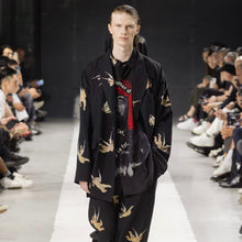 画像をギャラリービューアに読み込む, Yohji Yamamoto POUR HOMME ヨウジヤマモトプールオム 24SS DOG AND ELDERLY PERSON SHIRT プリントシルクシャツ HS-B33-418