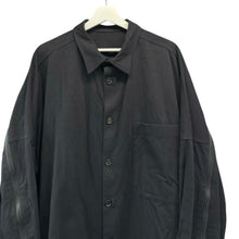 画像をギャラリービューアに読み込む, S'YTE by yohji yamamoto サイト ヨウジヤマモト 24SS COTTON HEMP TWILL BACK YOKE ZIP COAT コットンヘンプバックジップシャツコート UY-C03-004 14239