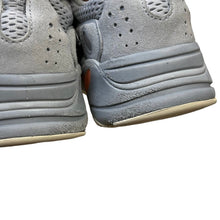 Load image into Gallery viewer, ADIDAS ORIGINALS YEEZY BOOST 700 INERTIA アディダス イージーブースト イナーシャ ローカットスニーカー EG7597