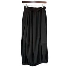 Load image into Gallery viewer, ENFOLD エンフォルド 22SS ミリオーネゴムコクーンスカート 300FS931-0290 38 ブラック R14657