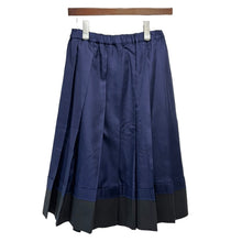 Lade das Bild in den Galerie-Viewer, robe de chambre COMME des GARCONS ローブドシャンブルコムデギャルソン 2トーンシルクコットンプリーツイージースカート AD2000