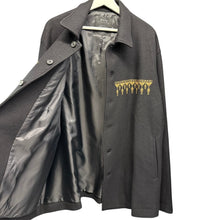 Load image into Gallery viewer, S'YTE by yohji yamamoto サイト ヨウジヤマモト COMPRESSED JERSEY ETHNIC EMBROIDERED BLOUSON エスニック刺繍オーバーサイズシャツジャケット UV-Y12-103 14248
