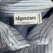 Lade das Bild in den Galerie-Viewer, nagonstans ナゴンスタンス 24AW 80 Stripe bi-color pocket shirt バイカラーポケットストライプシャツ 470HA130-1010 M ブルー 15011