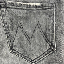 画像をギャラリービューアに読み込む, MOTHER マザー INSIDER CROP STEP FRAY クロップドレイヤーカットデニムパンツ 1157-743