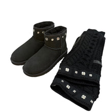 画像をギャラリービューアに読み込む, TAO×UGG タオ アグ 22AW ケーブルニットドッキングムートンブーツ TJ-K101 26cm ブラック 14839