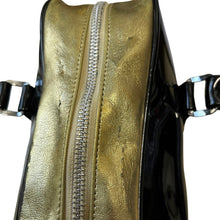 Load image into Gallery viewer, BLACK COMME des GARCONS ブラックコムデギャルソン 15AW エナメルミニハンドバッグ