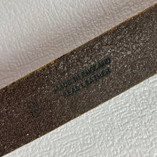 Lade das Bild in den Galerie-Viewer, Steven Novelli HALCYON BELT COMPANY スティーブンノーベル ハルシオンベルトカンパニー イングランド製 レザーベルト 32 ブラウン 15474