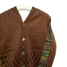 Load image into Gallery viewer, COMME des GARCONS コムデギャルソン 01SS 迷彩テープデザイン総柄Vネックニットカーディガン GN-100040