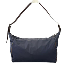 画像をギャラリービューアに読み込む, THE ROW ザロウ 26SS E/W Logan Bag ナイロンショルダーバッグ ネイビー 15408