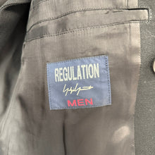 画像をギャラリービューアに読み込む, REGULATION Yohji Yamamoto レギュレーションヨウジヤマモト 24AW Re ARMY GABARDINE S-3BS NOTCHED LAPEL LONG JACKET ドクタージャケット HO-J03-141 14271