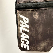 画像をギャラリービューアに読み込む, PALACE パレス 19SS Real Tree Body Sack ショルダーポーチ バッグ 14057