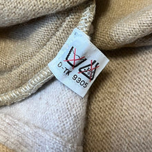 画像をギャラリービューアに読み込む, FAKE LONDON フェイクロンドン ユニオンジャック ピュアカシミヤVネックニットセーター キャメル 3497