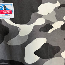 Load image into Gallery viewer, A BATHING APE アベイシングエイプ SAMPLE 1stカモ リバーシブルマウンテンパーカー フーデットジャケット
