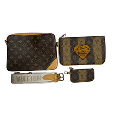 Load image into Gallery viewer, LOUIS VUITTON×NIGO ルイヴィトン ニゴ LVスクエアード コレクション TRIO MESS.M.STR.MARRON トリオ メッセンジャーバッグ M45965