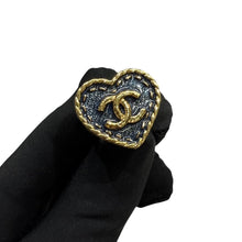 이미지를 갤러리 뷰어에 로드 , CHANEL シャネル 2024年 デニムモチーフココマークハートリング I24P 14886