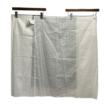 Lade das Bild in den Galerie-Viewer, COMME des GARCONS コムデギャルソン 99SS ピン付きフラワーレースデザイン巻きスカート AD1998