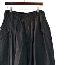 Lade das Bild in den Galerie-Viewer, S'YTE by yohji yamamoto サイト ヨウジヤマモト BRUSHED WASHER FINISH BROAD CARGO PANTS イージーカーゴパンツ UT-P09-014 3 ブラック 15821