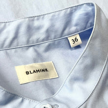 Load image into Gallery viewer, BLAMINK ブラミンク コットンバンドカラーシャツ 7911-299-0002