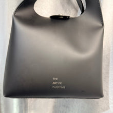 画像をギャラリービューアに読み込む, THE ART OF CARRYING ジアートオブキャリング MARKET mini マーケットミニハンドバッグ ブラック 15218
