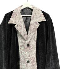 画像をギャラリービューアに読み込む, S'YTE by yohji yamamoto サイト ヨウジヤマモト VELVETEEN LONG COAT WITH GOBELINS JACQUARD SWITCHED DESIGN ゴブランモチーフジャガードベロアロングコート UU-C11-814 14247