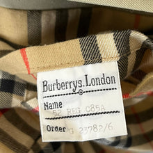 Lade das Bild in den Galerie-Viewer, BURBERRY バーバリー HANS ALFRED TERNER 80's VINTAGE RIDER COAT 一枚袖 ライダーコート
