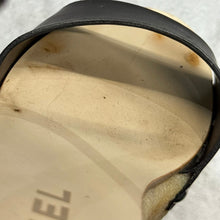 Load image into Gallery viewer, CHANEL シャネル レザーストラップクレープソールサンダル サイズ35 14454