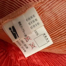 Load image into Gallery viewer, im MIYAKE DESIGN STUDIO イッセイミヤケ デザインスタジオ プリーツデザインエプロンドレスワンピース 14121