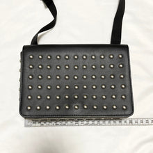 Load image into Gallery viewer, COMME des GARCONS コムデギャルソン スタッズレザーショルダーバッグ ポシェット