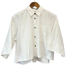 Load image into Gallery viewer, nagonstans ナゴンスタンス 23AW クロップドバックプリーツ半袖シャツ 470GA430-0690 M ホワイト R14639