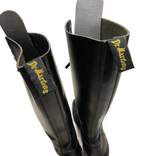 Lade das Bild in den Galerie-Viewer, Dr.Martens ドクターマーチン MADE IN ENGLAND イングランド製 20ホールレザーロングブーツ