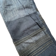 Load image into Gallery viewer, ISSEY MIYAKE A-POC INSIDE イッセイミヤケ エイポックインサイド 09AW ラインデザインストレートデニムパンツ