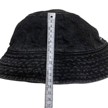 Load image into Gallery viewer, CELINE セリーヌ ウォッシュ加工ロゴ刺繍デニムバケットハット 1347