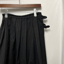 画像をギャラリービューアに読み込む, robe de chambre COMME des GARCONS ローブドシャンブル コムデギャルソン 01AW ウールストライプスカートドッキングパンツ RC-P012 AD2001