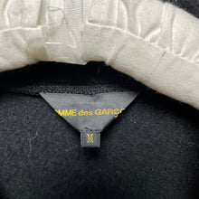 Load image into Gallery viewer, COMME des GARCONS コムデギャルソン 02AW Knitting is Free フリンジニットロングツイストコート GG-C014