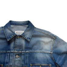 Load image into Gallery viewer, Maison Margiela メゾンマルジェラ 22SS ダメージ加工クロップドデニムジャケット S50AM0537