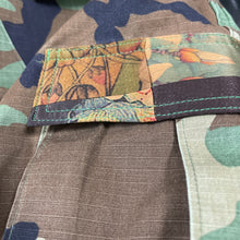 Lade das Bild in den Galerie-Viewer, Atelier & Repairs × ZIRAN シルクパッチワーク迷彩カーゴパンツ