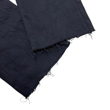 Load image into Gallery viewer, CELINE by Hedi Slimane セリーヌバイエディスリマン ディランフレアカットオフジーンズ デニムパンツ N583 760D 38NO