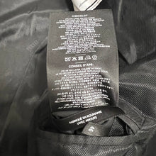 Load image into Gallery viewer, Ami Paris by Alexandre Mattiussi アミパリ アレクサンドルマテュッ 18AW ダブルブレストチェスターコート H18M102 217