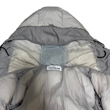 画像をギャラリービューアに読み込む, STONE ISLAND ストーンアイランド GARMENT DYED CRINKLE REPS NY DOWN ガーメントダイ加工フーデットダウンジャケット 651542923 1319