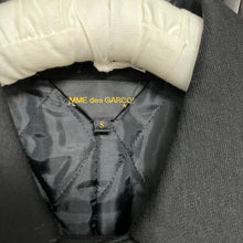 Load image into Gallery viewer, COMME des GARCONS コムデギャルソン 06AW ペルソナ期 カッティングデザイン中綿比翼コート